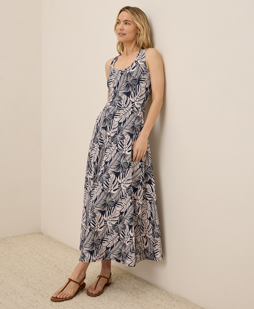 Women's Fit & Flare Open Back Maxi Dress